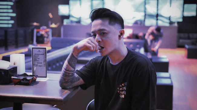 DJ Bravy siap jadi ayah dari anak Erika Carlina. [Instagram]